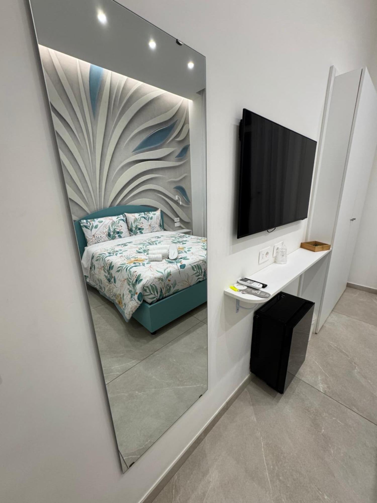 B&B Corso Garibaldi 165 Naples Exterior photo